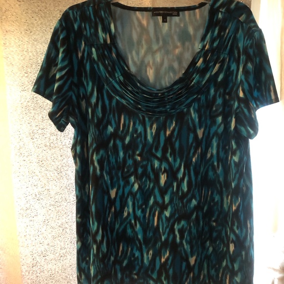 Teal and black popover top - Picture 1 of 3